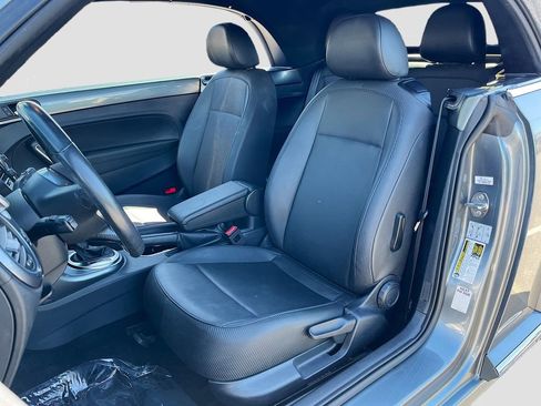 Used 2018 Volkswagen Beetle 2.0T S image 20