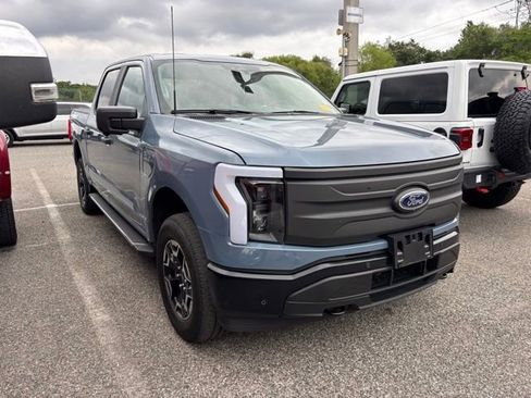 Used 2023 Ford F150 Lightning Pro w/ Tow Technology Package AWD/4WD image 2