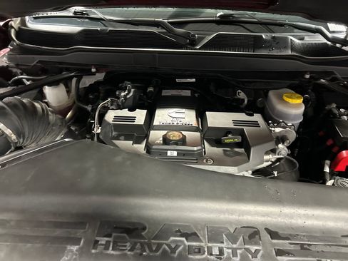 Used 2024 RAM 2500 Limited image 26