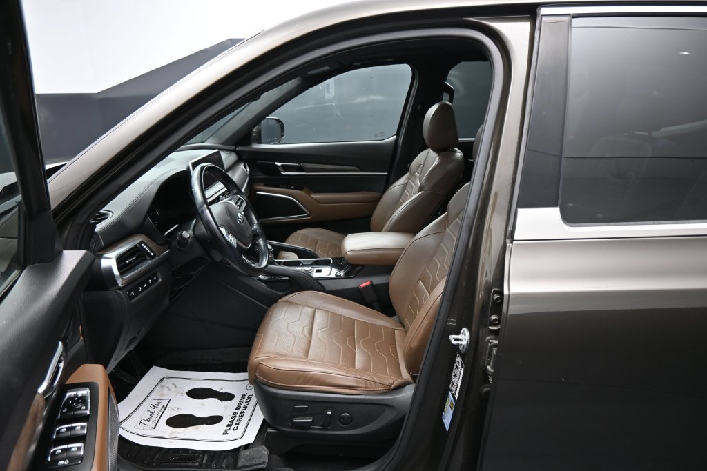 Used 2021 Kia Telluride SX w/ SX Prestige Package AWD/4WD image 9