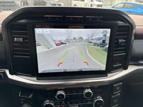 Used 2022 Ford F150 Lariat w/ Equipment Group 502A High image 13