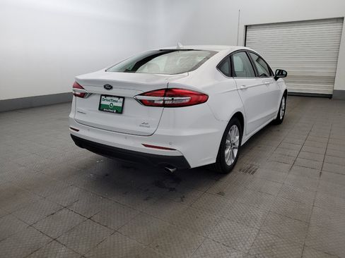 Used 2020 Ford Fusion SE FWD image 9
