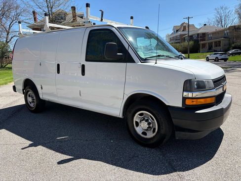 Used 2020 Chevrolet Express 2500 w/ Driver Convenience Package image 12