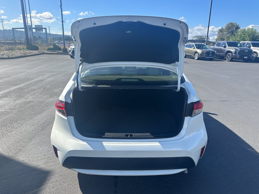 Certified 2021 Toyota Corolla LE w/ Carpet Mat Package (TMS) FWD image 12