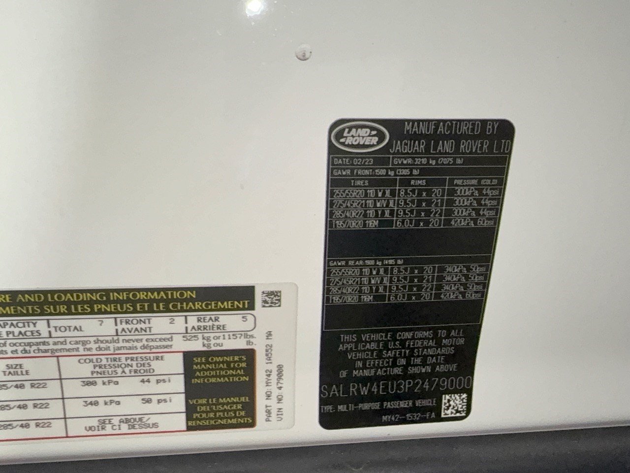 Used 2023 Land Rover Discovery Metropolitan Edition AWD/4WD image 31