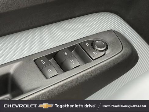 New 2027 Chevrolet Bolt LT w/ Comfort Package image 23