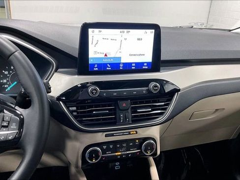 Used 2022 Ford Escape SEL AWD/4WD image 5