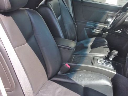 Used 2006 Cadillac SRX w/ Seating Package AWD/4WD image 28