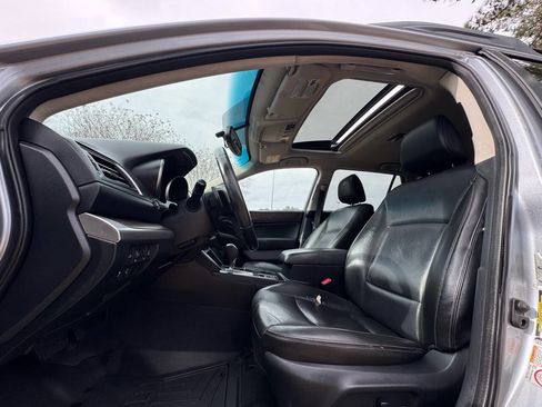 Used 2015 Subaru Outback 2.5i Limited image 12