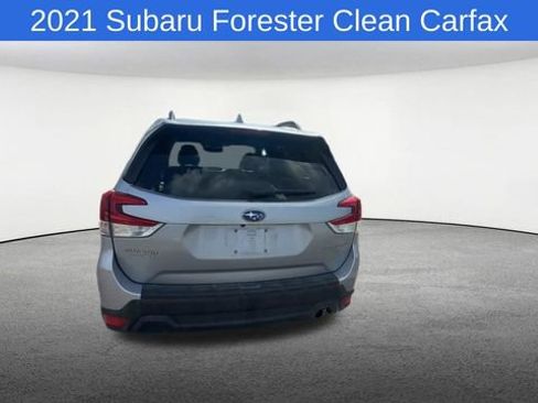 Used 2021 Subaru Forester Limited AWD/4WD image 8