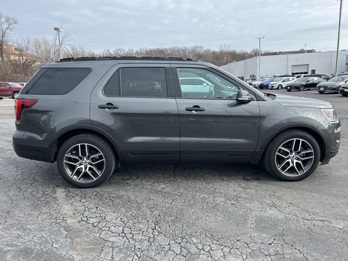 Used 2018 Ford Explorer Sport w/ Ford Safe & Smart Package image 4