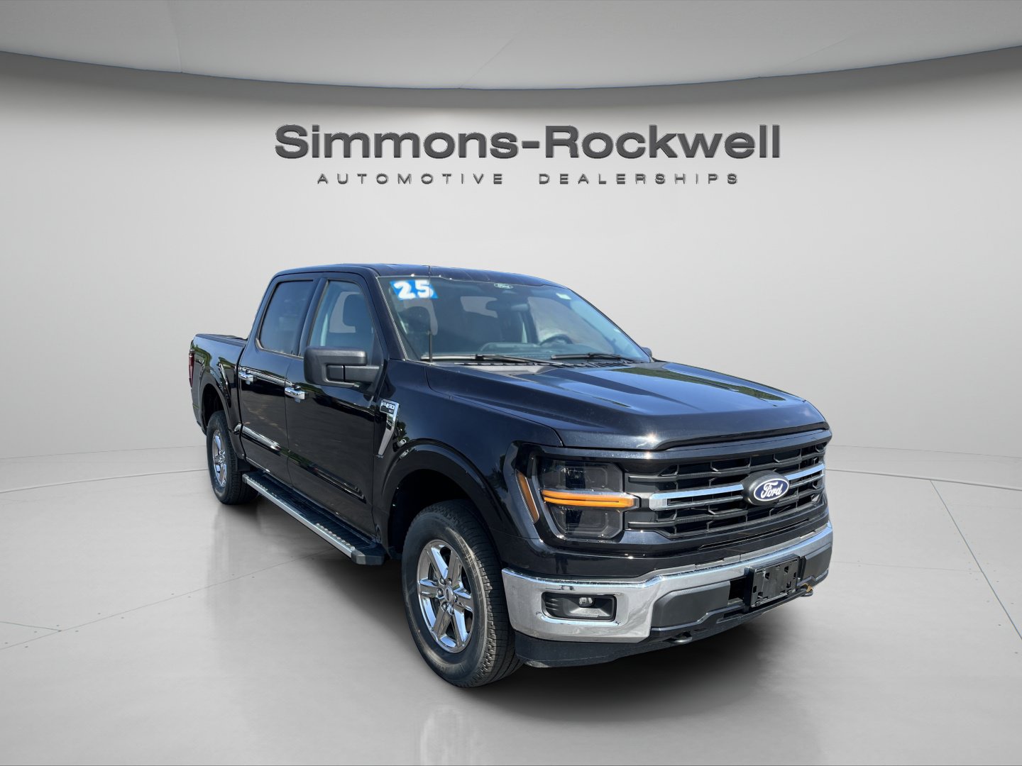 Used 2025 Ford F150 XLT w/ Equipment Group 301A Standard AWD/4WD image 7