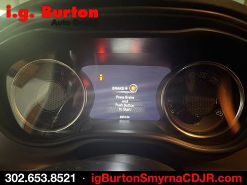 Used 2023 Dodge Challenger R/T Scat Pack RWD image 5