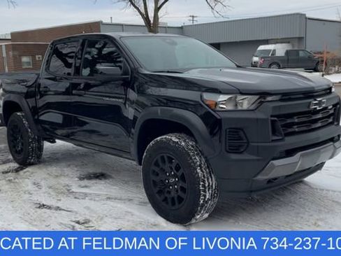 Used 2023 Chevrolet Colorado Trail Boss w/ Advanced Trailering Package image 2