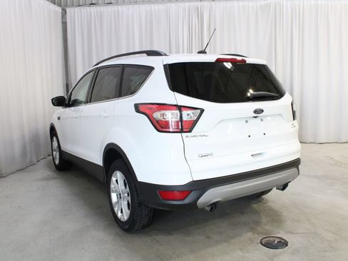 Used 2018 Ford Escape SE FWD image 23