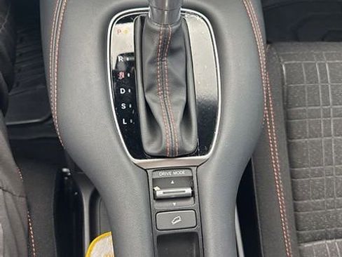 Used 2023 Honda HR-V Sport image 10