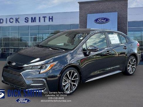 Used 2020 Toyota Corolla SE FWD image 1
