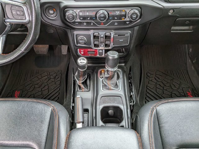 Used 2022 Jeep Gladiator Mojave w/ Cold Weather Group AWD/4WD image 21