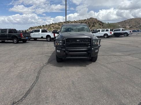 Used 2018 RAM 2500 Big Horn w/ Sport Appearance Group AWD/4WD image 2