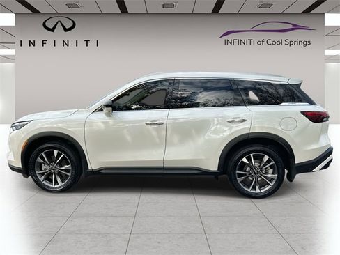 Certified 2024 INFINITI QX60 Luxe w/ Vision Package image 4