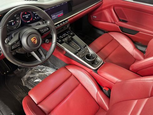 Used 2020 Porsche 911 Carrera S RWD image 10