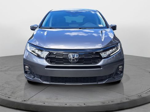 New 2026 Honda Odyssey Touring image 2