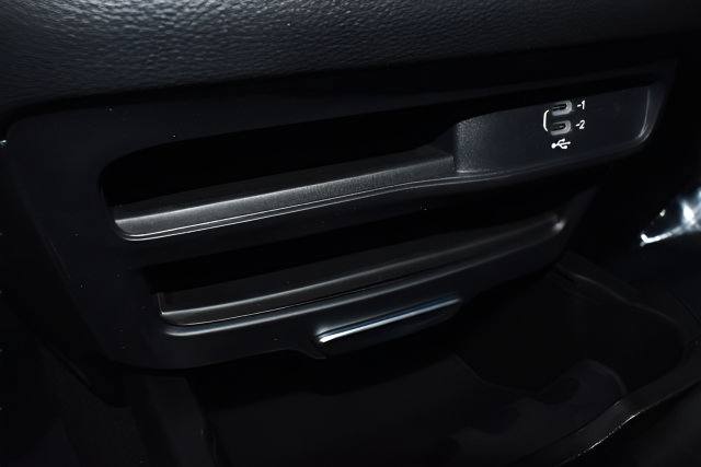 New 2026 Chrysler Pacifica Select FWD image 17