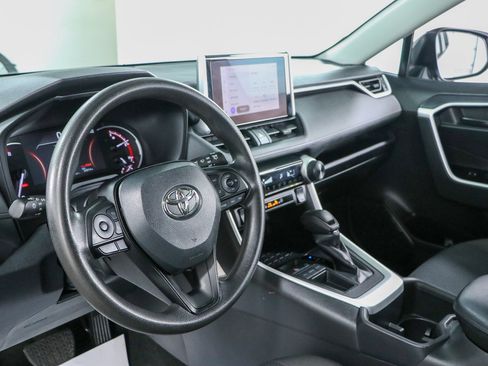 Used 2024 Toyota RAV4 LE FWD image 22
