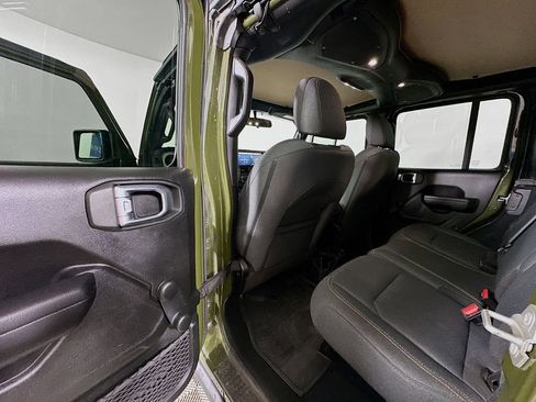 Used 2024 Jeep Wrangler Sport image 16