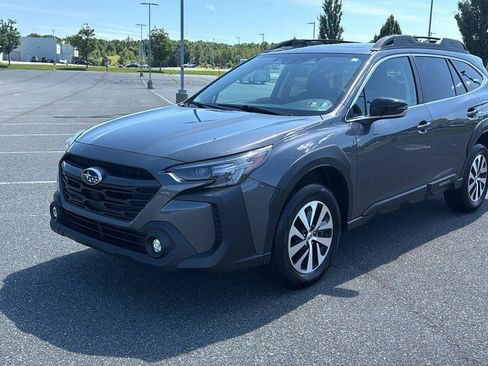 Used 2024 Subaru Outback Premium AWD/4WD image 14