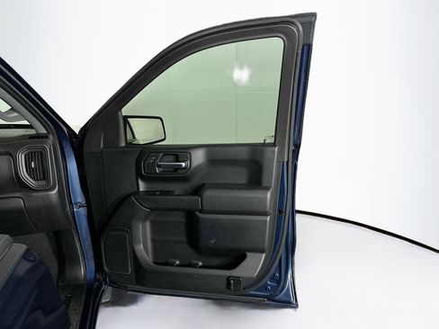 Used 2022 Chevrolet Silverado 1500 Custom w/ Safety Confidence Package RWD image 29