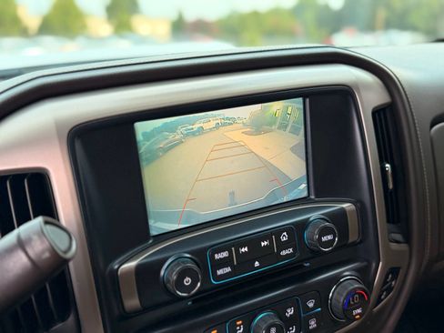 Used 2019 GMC Sierra 2500 Denali w/ Duramax Plus Package AWD/4WD image 53