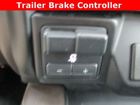 Used 2022 GMC Sierra 3500 Denali w/ Denali Ultimate Package image 18