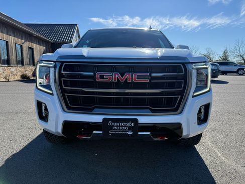 Used 2021 GMC Yukon XL AT4 w/ Rear Media and Nav Package image 9