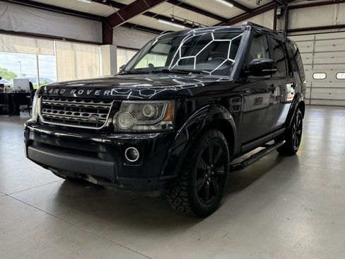 Used 2014 Land Rover LR4 HSE image 3