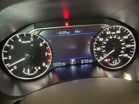 Used 2023 Nissan Altima 2.5 SR w/ SR Premium Package FWD image 21