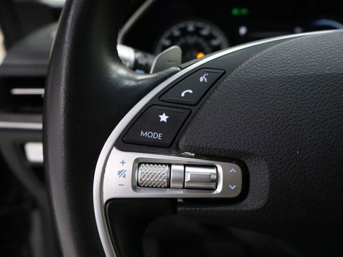 Used 2023 Genesis G80 2.5T image 17