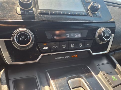Used 2017 Honda CR-V LX image 22