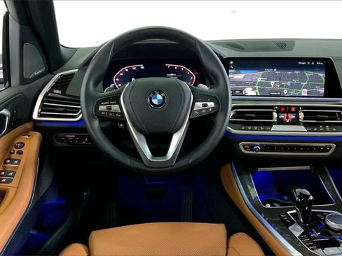 Used 2023 BMW X5 sDrive40i w/ Parking Assistance Package image 5