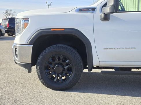 Used 2021 GMC Sierra 2500 4x4 Crew Cab w/ Convenience Package image 8