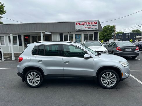 Used 2011 Volkswagen Tiguan S AWD/4WD image 5