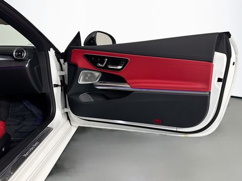 New 2026 Mercedes-Benz CLE 300 4MATIC Coupe image 23