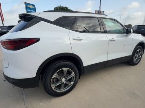 Certified 2023 Chevrolet Blazer LT w/ Convenience Package FWD image 8