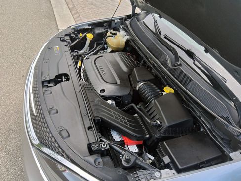 Used 2021 Chrysler Voyager Lxi FWD image 47