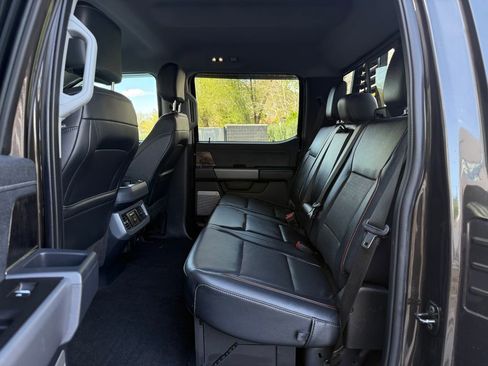 Used 2024 Ford F350 Lariat w/ Lariat Ultimate Package image 36