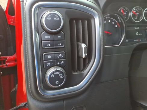 Used 2020 Chevrolet Silverado 1500 RST w/ Rally Edition AWD/4WD image 33