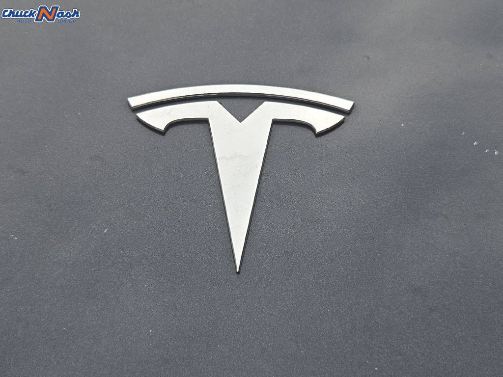 Used 2024 Tesla Model Y 2WD image 7