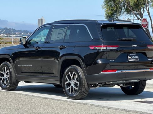 New 2025 Jeep Grand Cherokee Limited image 6