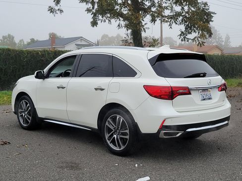 Used 2017 Acura MDX SH-AWD w/ Advance Package image 31