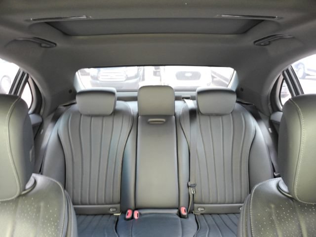 Used 2022 Mercedes-Benz S 500 4MATIC w/ AMG Line Package image 40